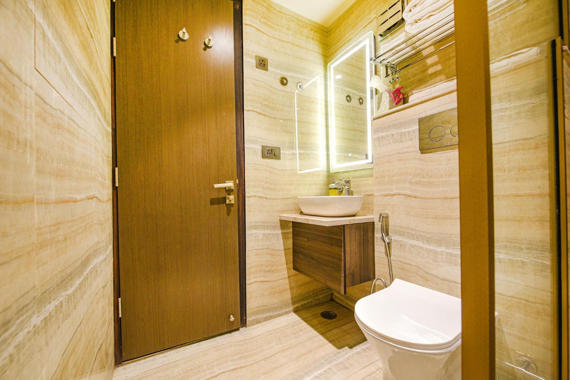Fabhotel Prime Qotel Janakpuri デリー エクステリア 写真